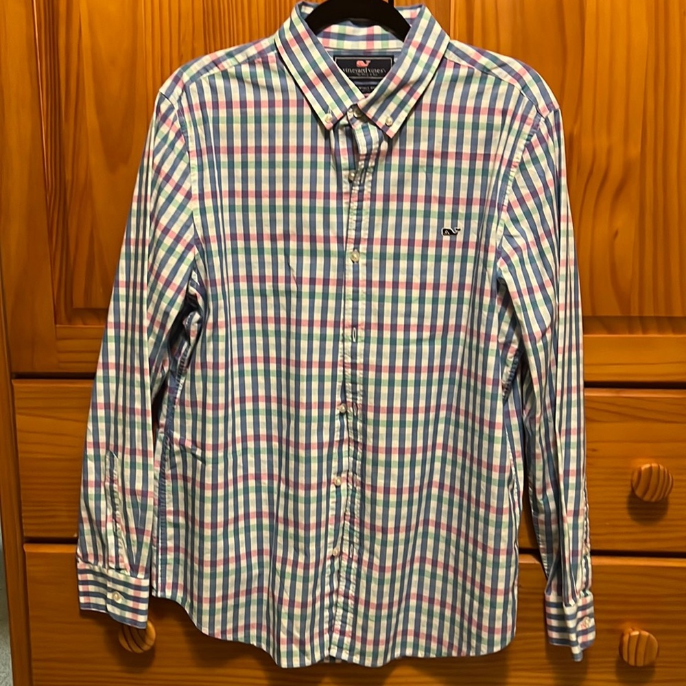 Like new long sleeve, vineyard vines button down large